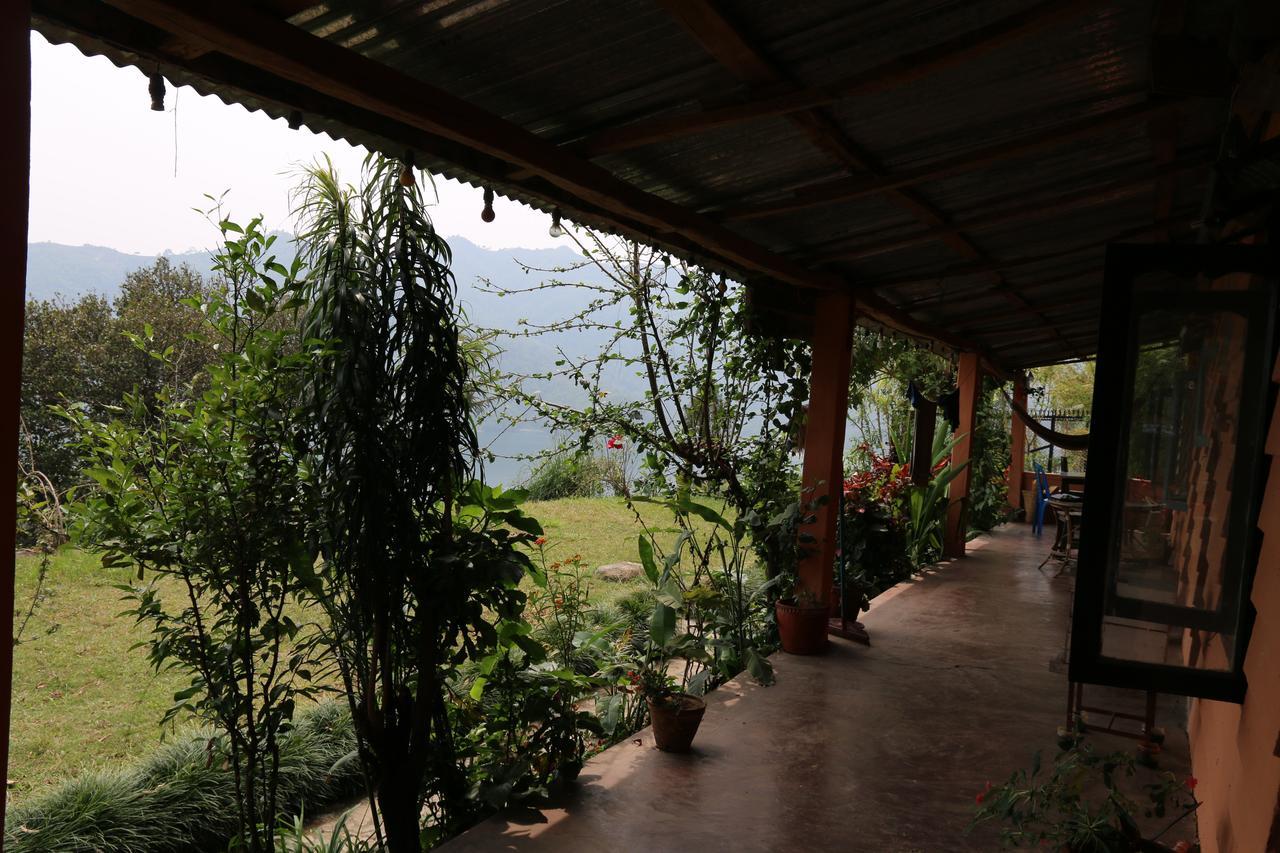 Hidden Paradise Guest House Pokhara Esterno foto