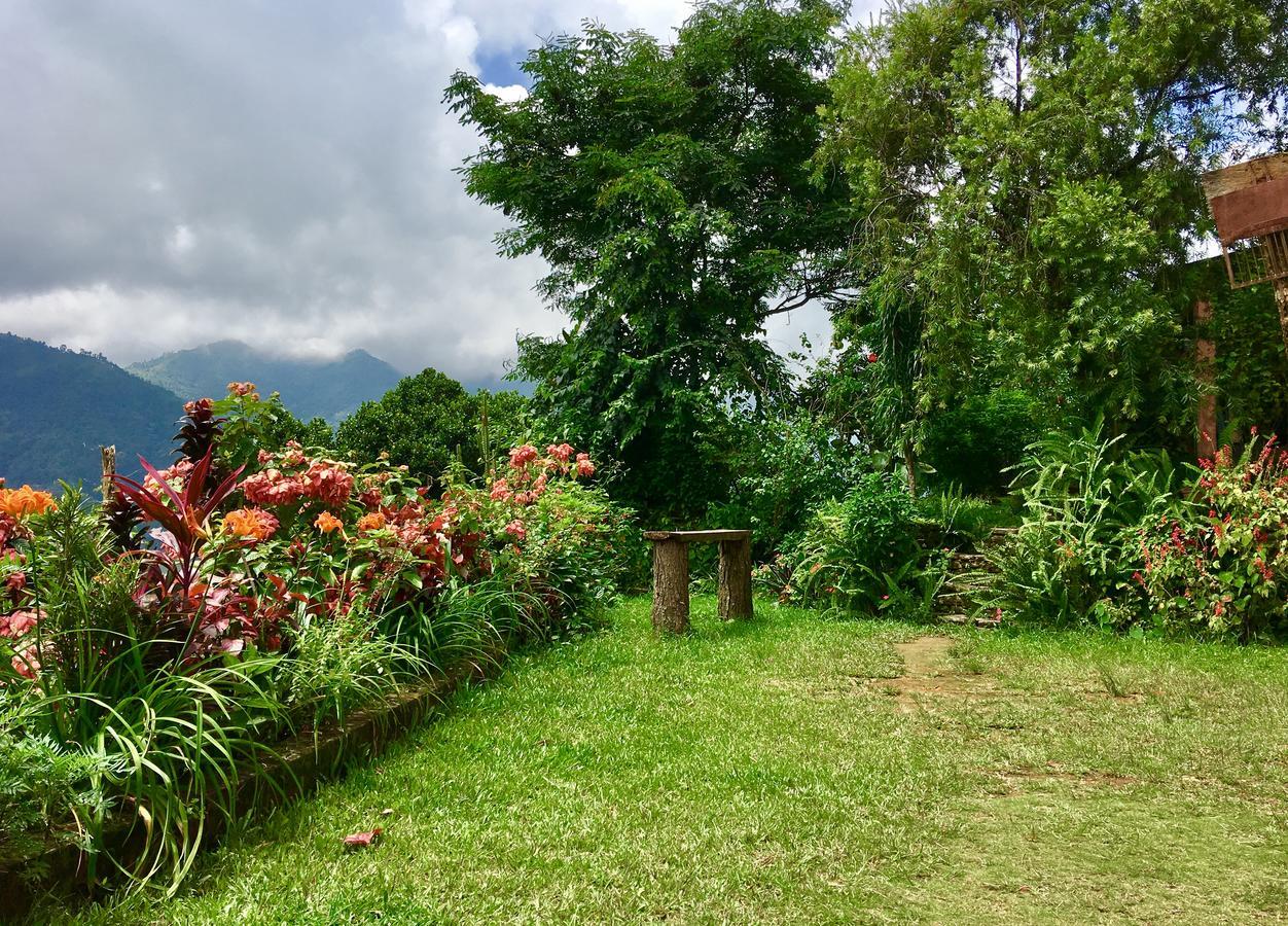 Hidden Paradise Guest House Pokhara Esterno foto
